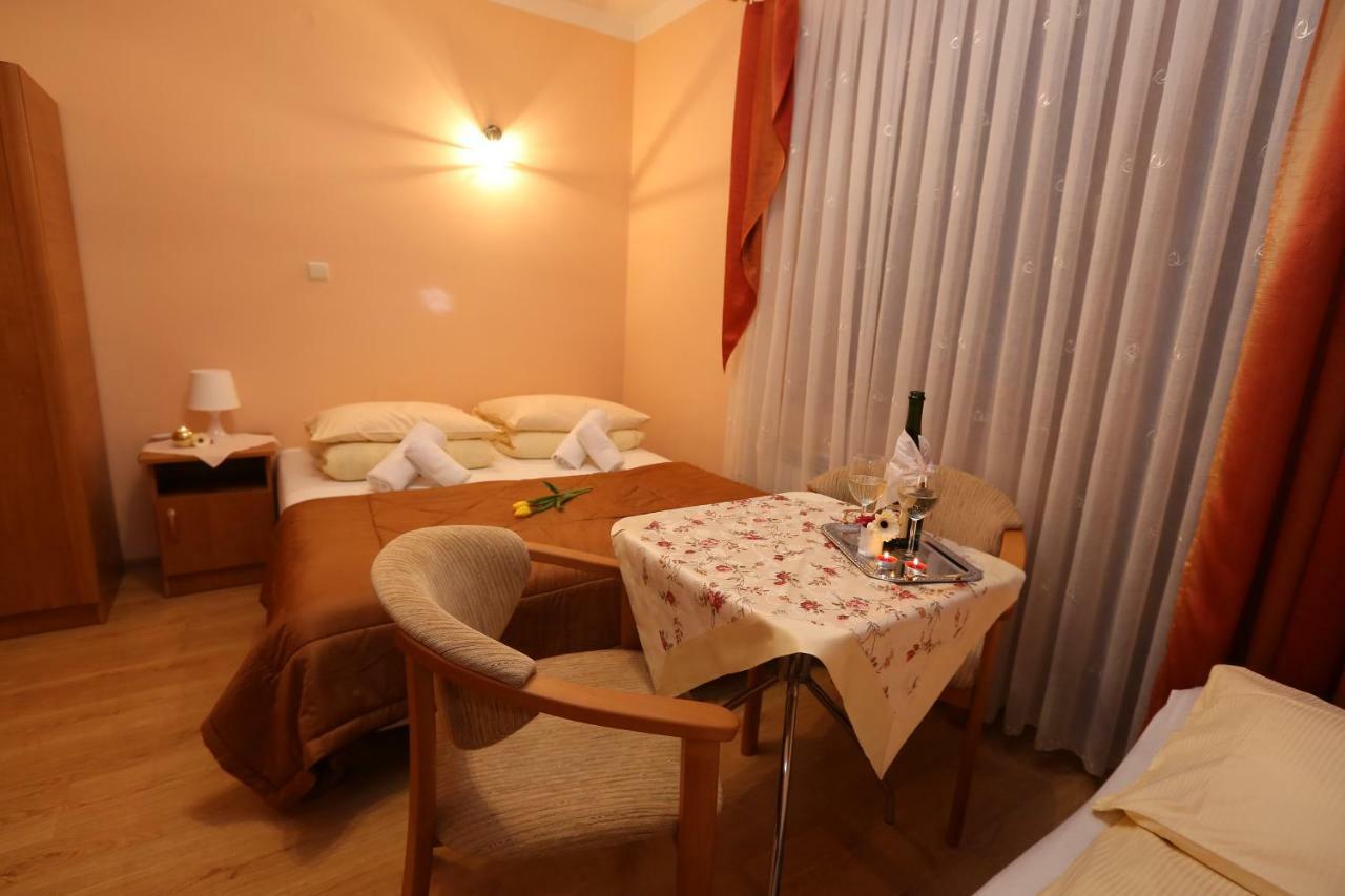 Malgosia - 10 Minut Na Piechote Do Stoku Narciarskiego I Basenow Termalnych Bania Białka Tatrzańska Exterior foto